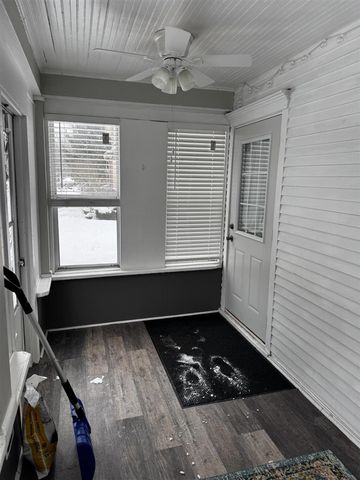 406 Garfield Street, Jackson, MI 49203