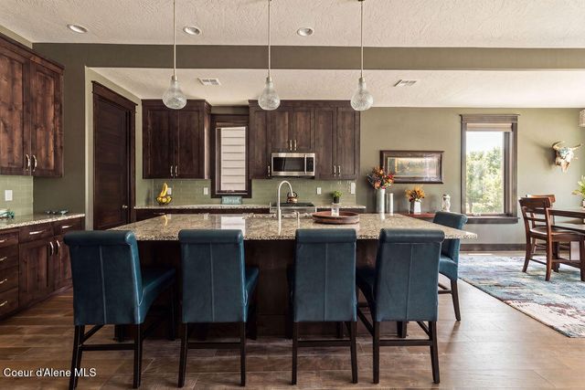 1595 W Bellerive Ln, Coeur D'alene, ID 83814
