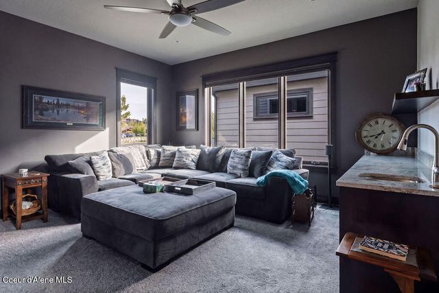 1595 W Bellerive Ln, Coeur D'alene, ID 83814