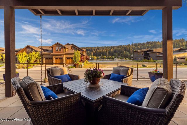1595 W Bellerive Ln, Coeur D'alene, ID 83814