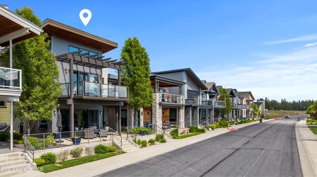 1595 W Bellerive Ln, Coeur D'alene, ID 83814