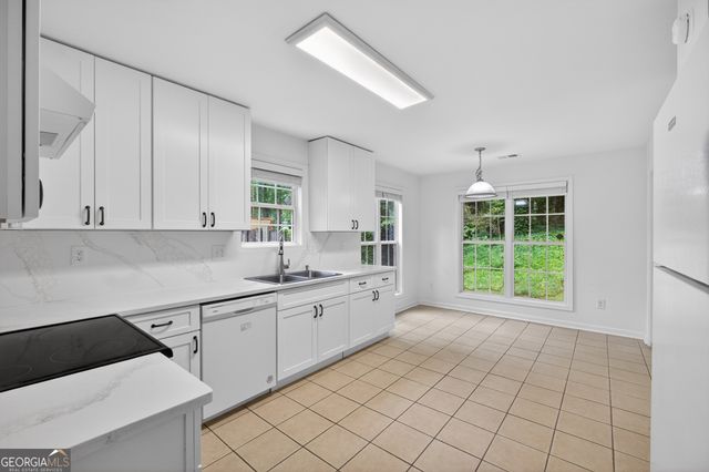3860 Old Gordon Road NW, Atlanta, GA 30336