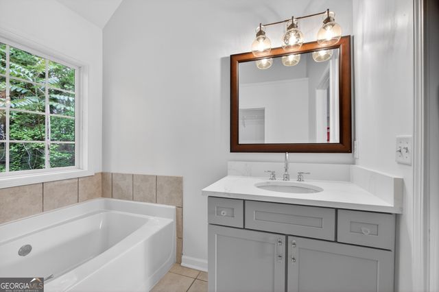 3860 Old Gordon Road NW, Atlanta, GA 30336