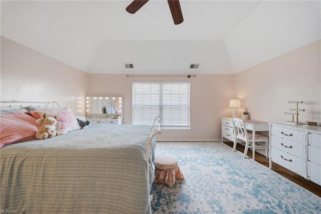 2104 Flowerdew CT, Virginia Beach, VA 23454