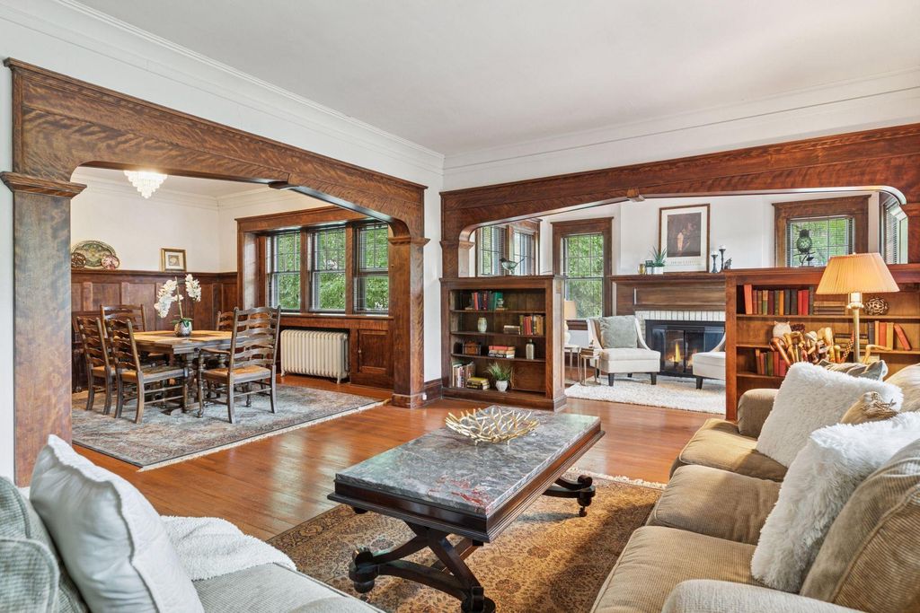 925 Lincoln Avenue, Saint Paul, MN 55105