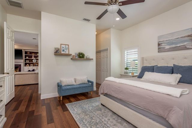 1499 E LAKE WOODLANDS PARKWAY, Oldsmar, FL 34677