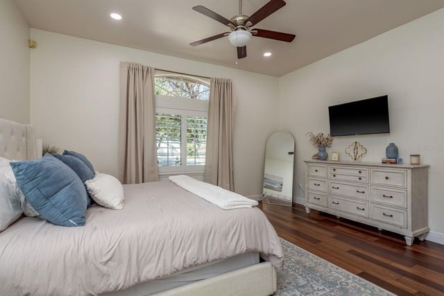 1499 E LAKE WOODLANDS PARKWAY, Oldsmar, FL 34677