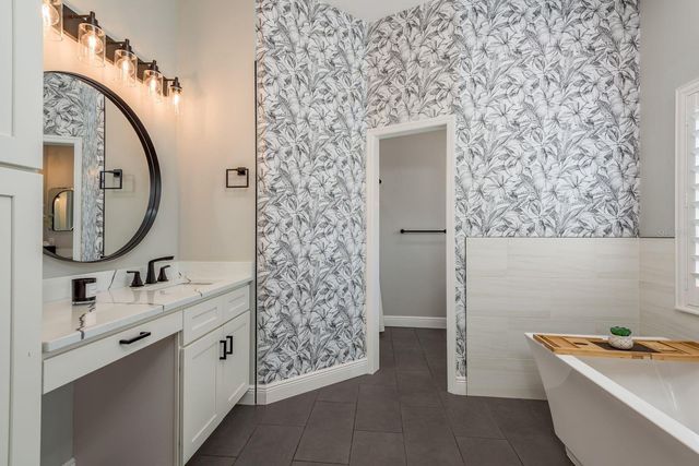 1499 E LAKE WOODLANDS PARKWAY, Oldsmar, FL 34677