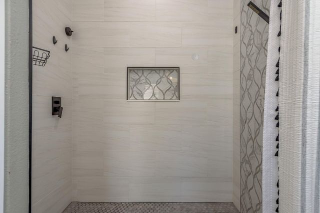 1499 E LAKE WOODLANDS PARKWAY, Oldsmar, FL 34677