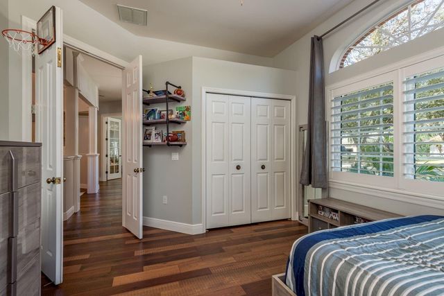 1499 E LAKE WOODLANDS PARKWAY, Oldsmar, FL 34677