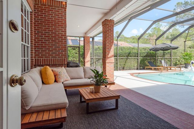 1499 E LAKE WOODLANDS PARKWAY, Oldsmar, FL 34677