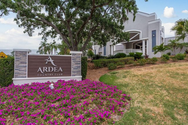 1499 E LAKE WOODLANDS PARKWAY, Oldsmar, FL 34677