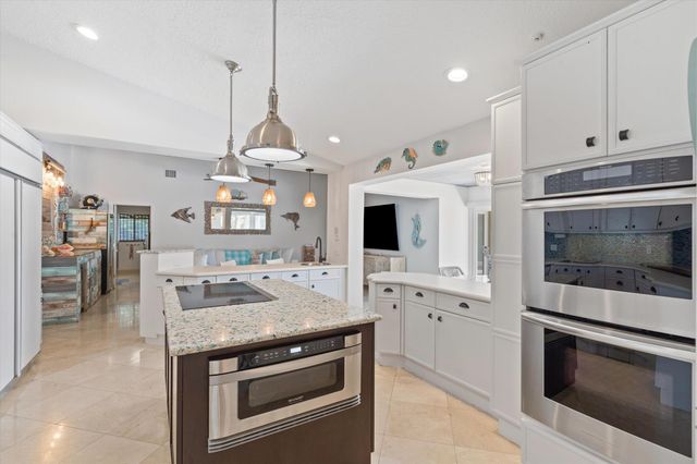 830 NE Boca Bay Colony Drive, Boca Raton, FL 33487