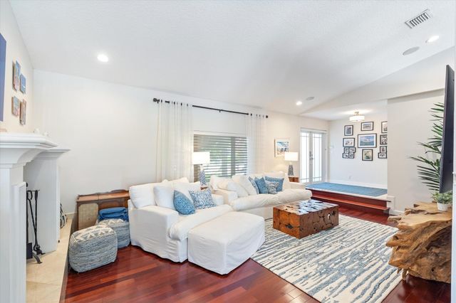 830 NE Boca Bay Colony Drive, Boca Raton, FL 33487