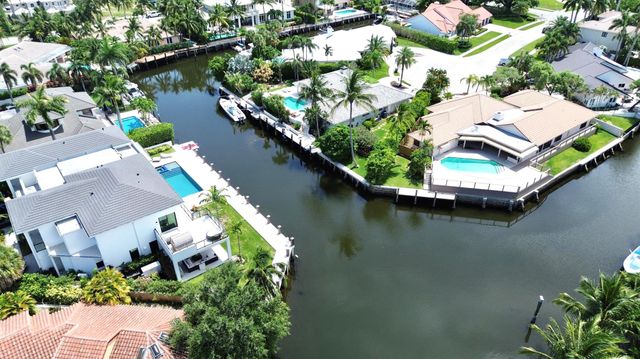 830 NE Boca Bay Colony Drive, Boca Raton, FL 33487