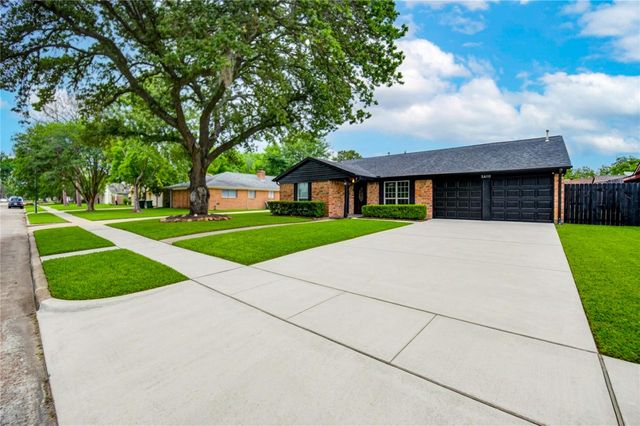 11223 Sagehill Drive, Houston, TX 77089