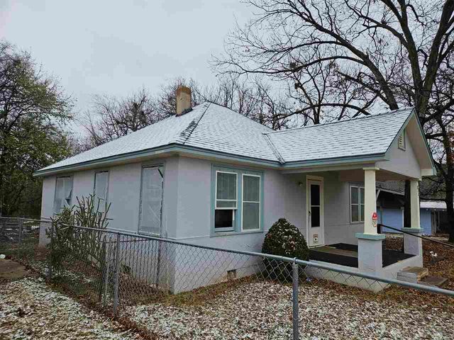 211 SW Park Ave, Lawton, OK 73501