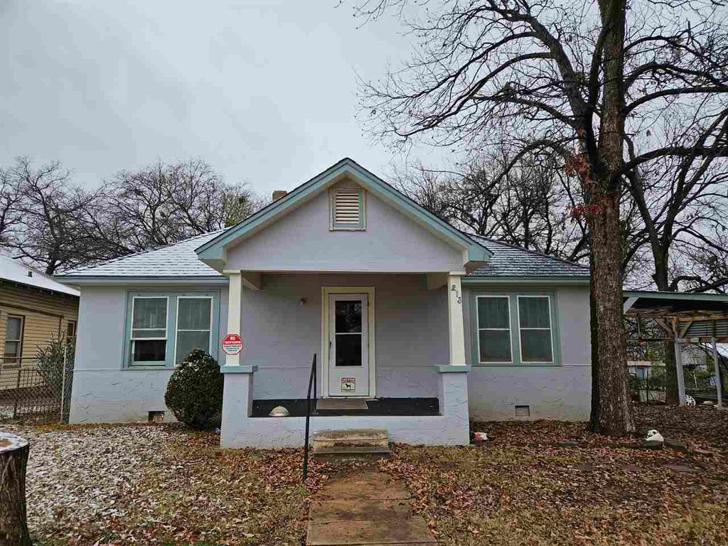 211 SW Park Ave, Lawton, OK 73501