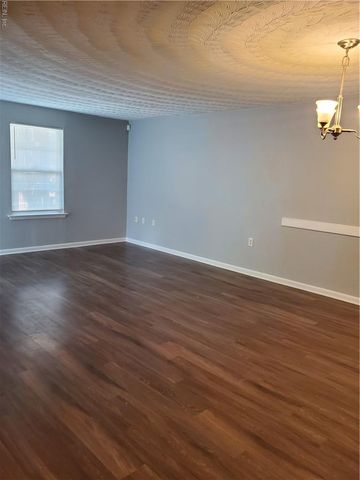 1232 Norview Ave Apt R, Norfolk, VA 23513