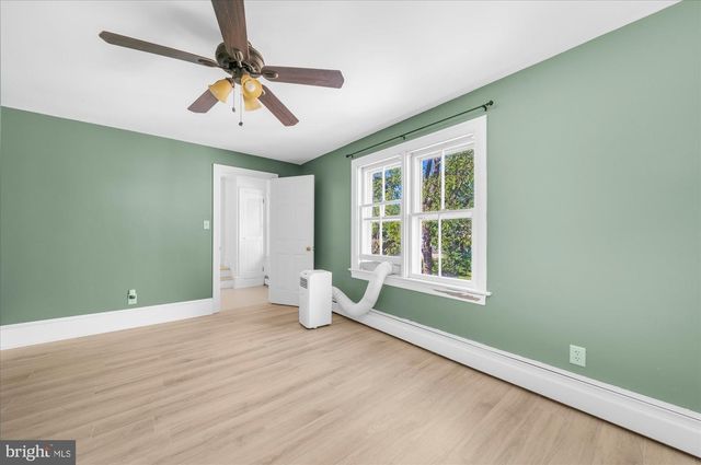 208 N MAIN ST, Douglassville, PA 19518
