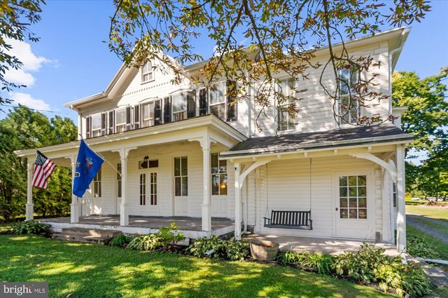 208 N MAIN ST, Douglassville, PA 19518