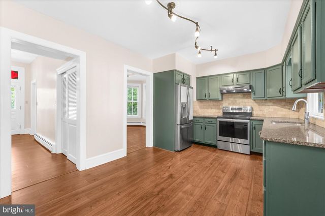 208 N MAIN ST, Douglassville, PA 19518
