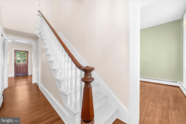 208 N MAIN ST, Douglassville, PA 19518