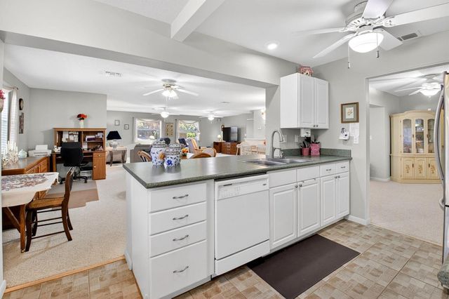 700 Canal Way, Boynton Beach, FL 33426