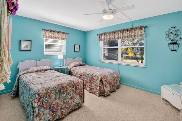 700 Canal Way, Boynton Beach, FL 33426