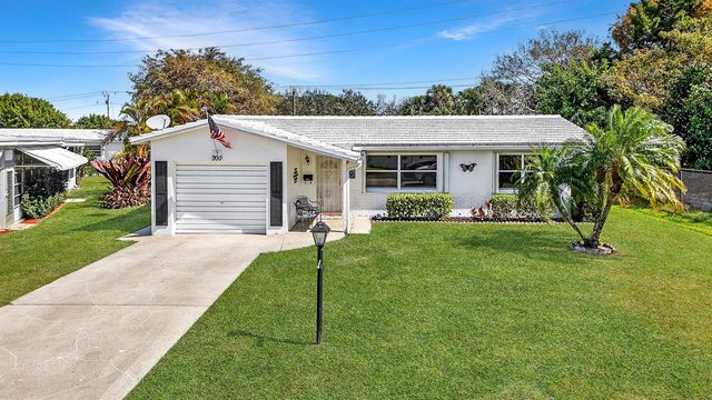 700 Canal Way, Boynton Beach, FL 33426