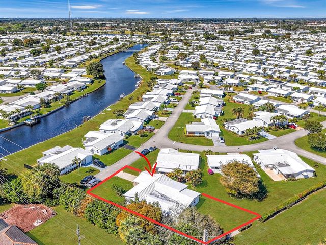 700 Canal Way, Boynton Beach, FL 33426