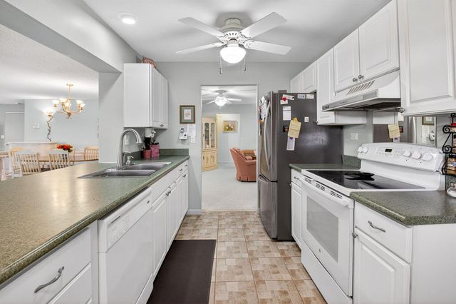 700 Canal Way, Boynton Beach, FL 33426