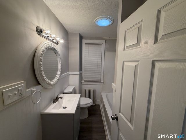 174 Lamson Street 1st Floor, West Haven, CT 06516