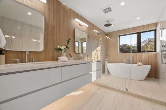 3569 Laguna Avenue, Palo Alto, CA 94306