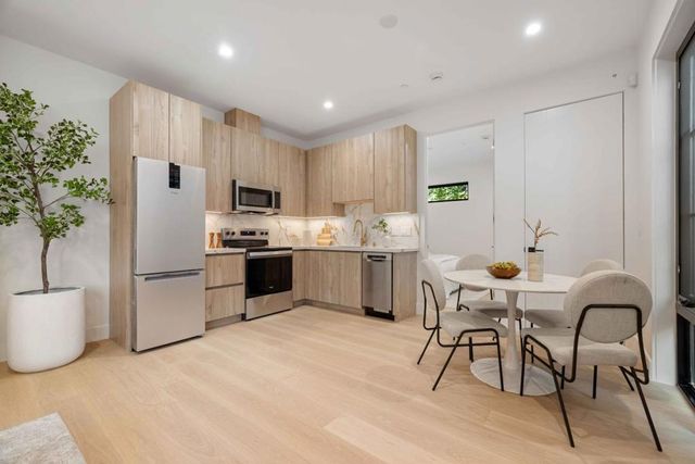 3569 Laguna Avenue, Palo Alto, CA 94306