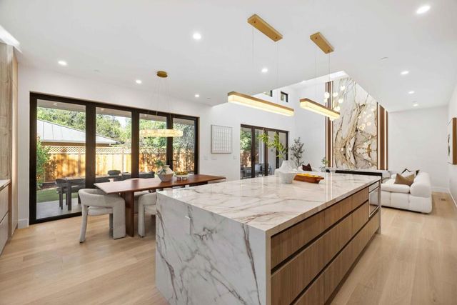 3569 Laguna Avenue, Palo Alto, CA 94306
