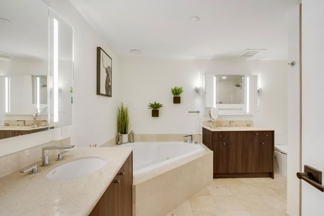 1111 E Las Olas Boulevard 410, Fort Lauderdale, FL 33301