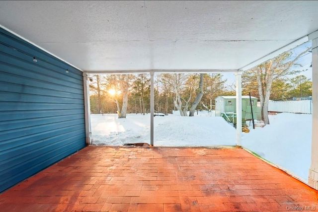 68 S Village Drive, Bellport, NY 11713