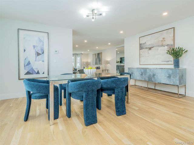 59 Edgewood Road B, Port Washington, NY 11050