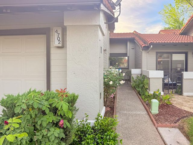 4702 El Cid Ct, Rocklin, CA 95677