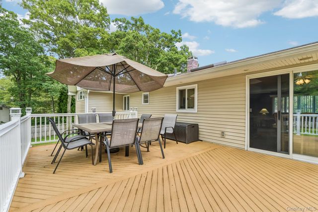 48 Junard Boulevard, Port Jefferson Station, NY 11776
