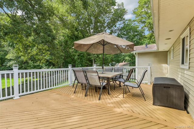 48 Junard Boulevard, Port Jefferson Station, NY 11776