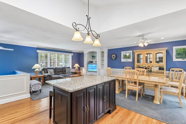 48 Junard Boulevard, Port Jefferson Station, NY 11776