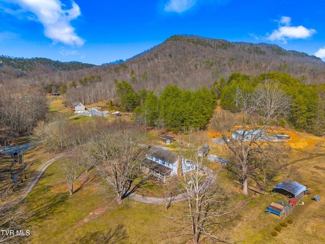634 New Salem Road, Rogersville, TN 37857