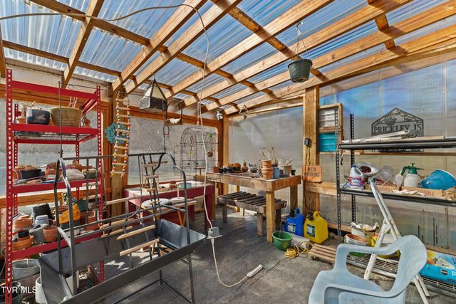 634 New Salem Road, Rogersville, TN 37857