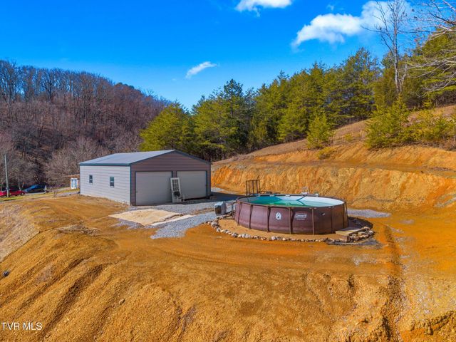 634 New Salem Road, Rogersville, TN 37857