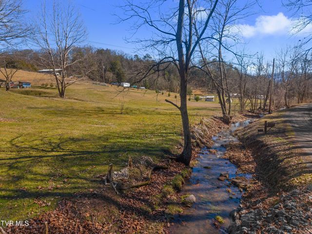 634 New Salem Road, Rogersville, TN 37857