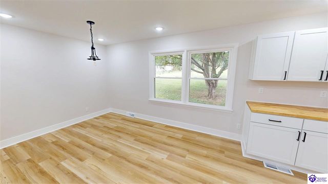 301 Edgewood Avenue, Elizabethtown, KY 42701