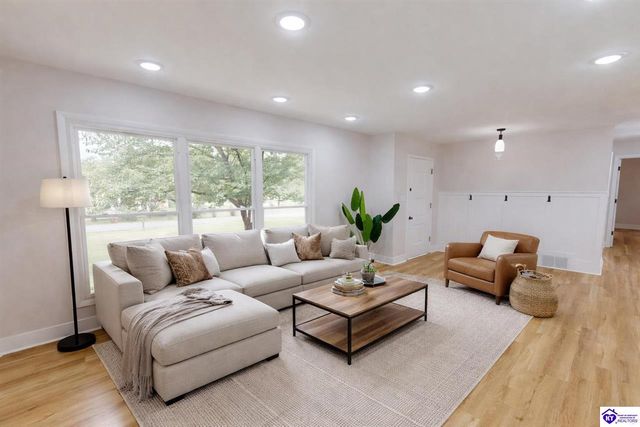 301 Edgewood Avenue, Elizabethtown, KY 42701