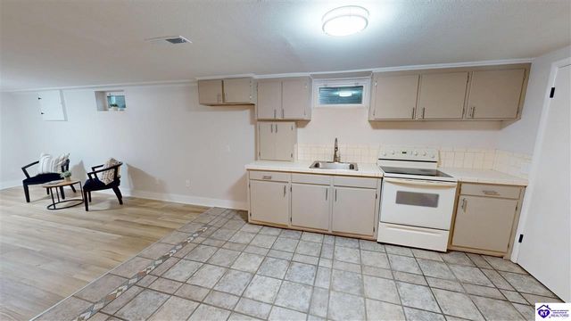 301 Edgewood Avenue, Elizabethtown, KY 42701